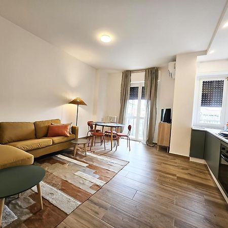 Hbhall Linate Apartment Милан Экстерьер фото